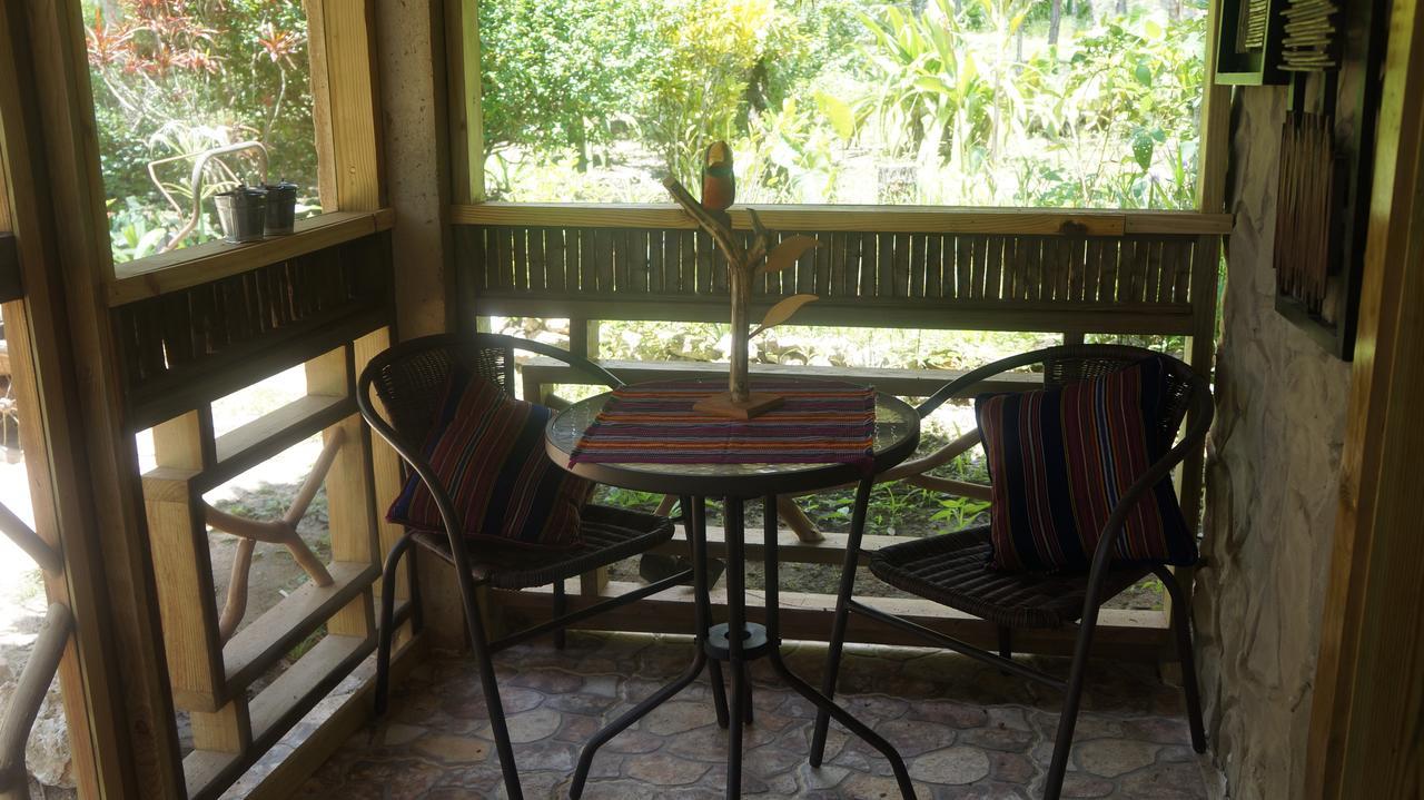 Pine Ridge Lodge San Ignacio Zewnętrze zdjęcie